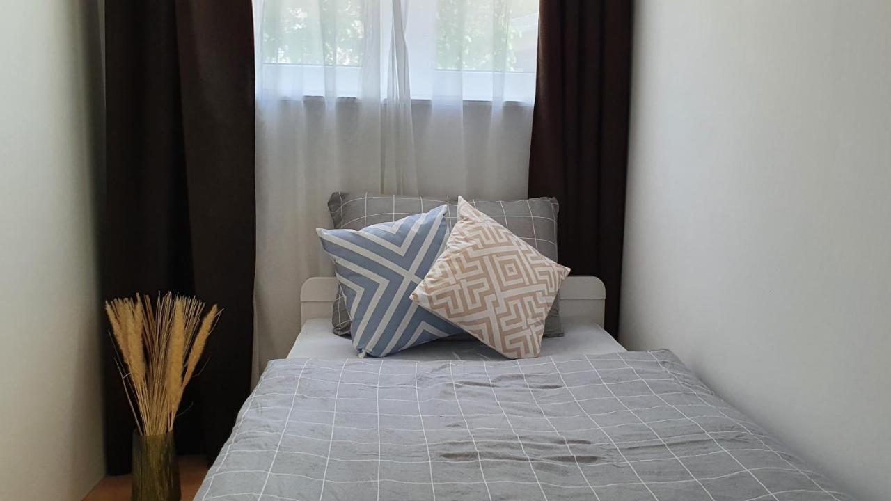 Apartmani Masline 야세니스 외부 사진